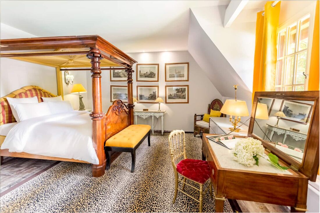 Le tapis Panthère et la banquette